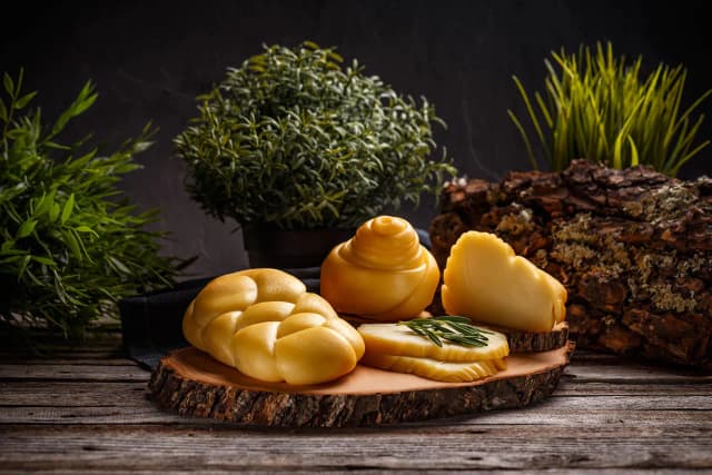 Jak zrobić kozi ser wędzony - krok po kroku z najlepszymi trikami Jak zrobić kozi ser wędzony - krok po kroku z najlepszymi trikami