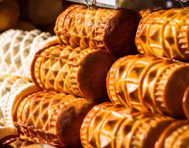 Oscypek a zdrowie: czy oscypek jest zdrowy, czy warto go jeść? Oscypek a zdrowie: czy oscypek jest zdrowy, czy warto go jeść?