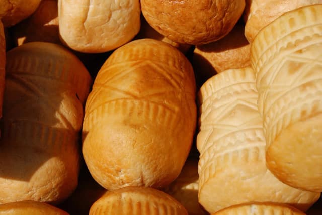 Ile kosztuje oscypek w Zakopanem? Ceny, które mogą zaskoczyć Ile kosztuje oscypek w Zakopanem? Ceny, które mogą zaskoczyć